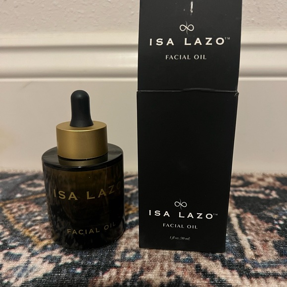 Isa Lazo Facial Oil New - Picture 2 of 4